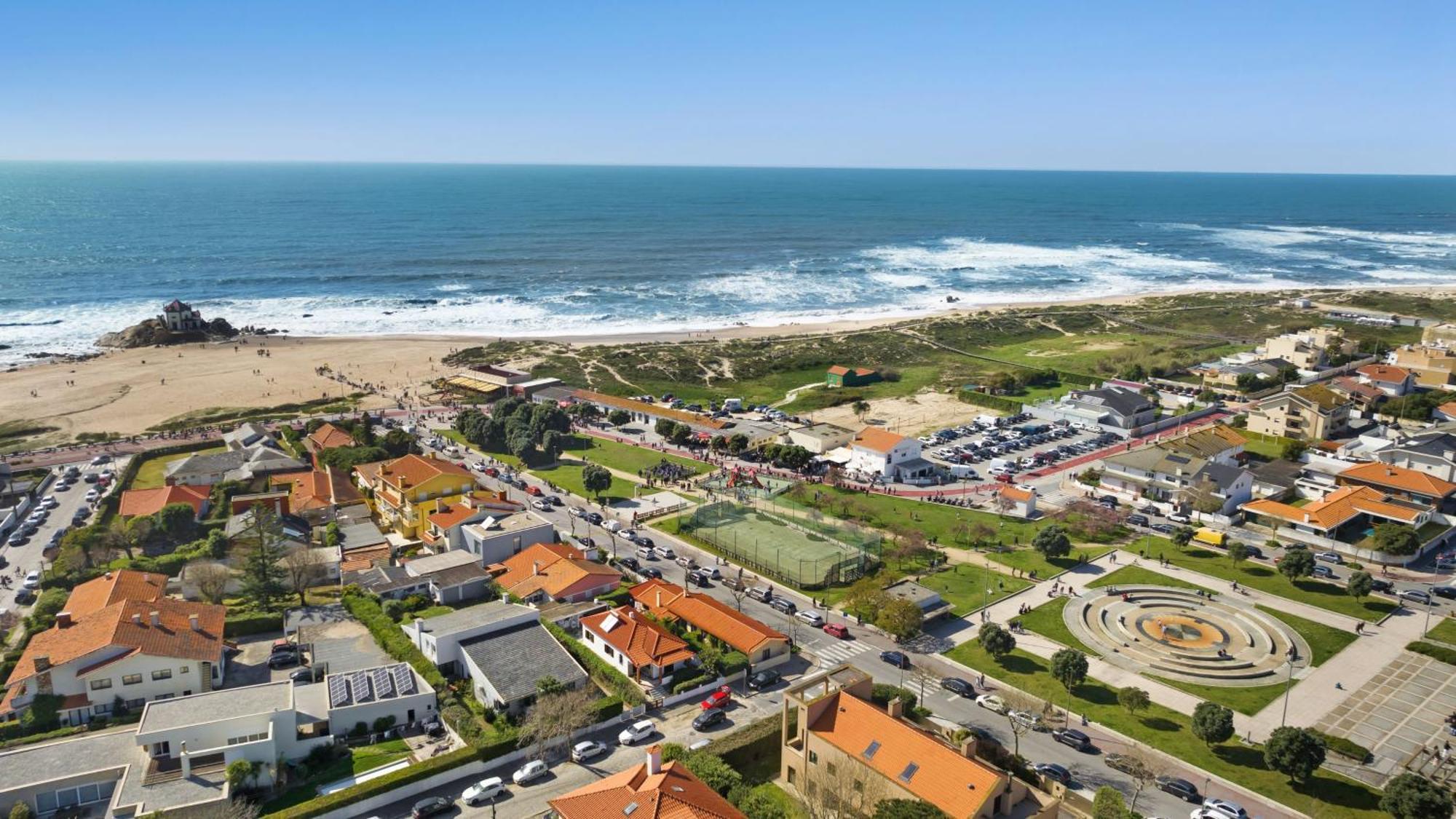Holiday Inn Porto Gaia By Ihg Vila Nova de Gaia Exterior photo