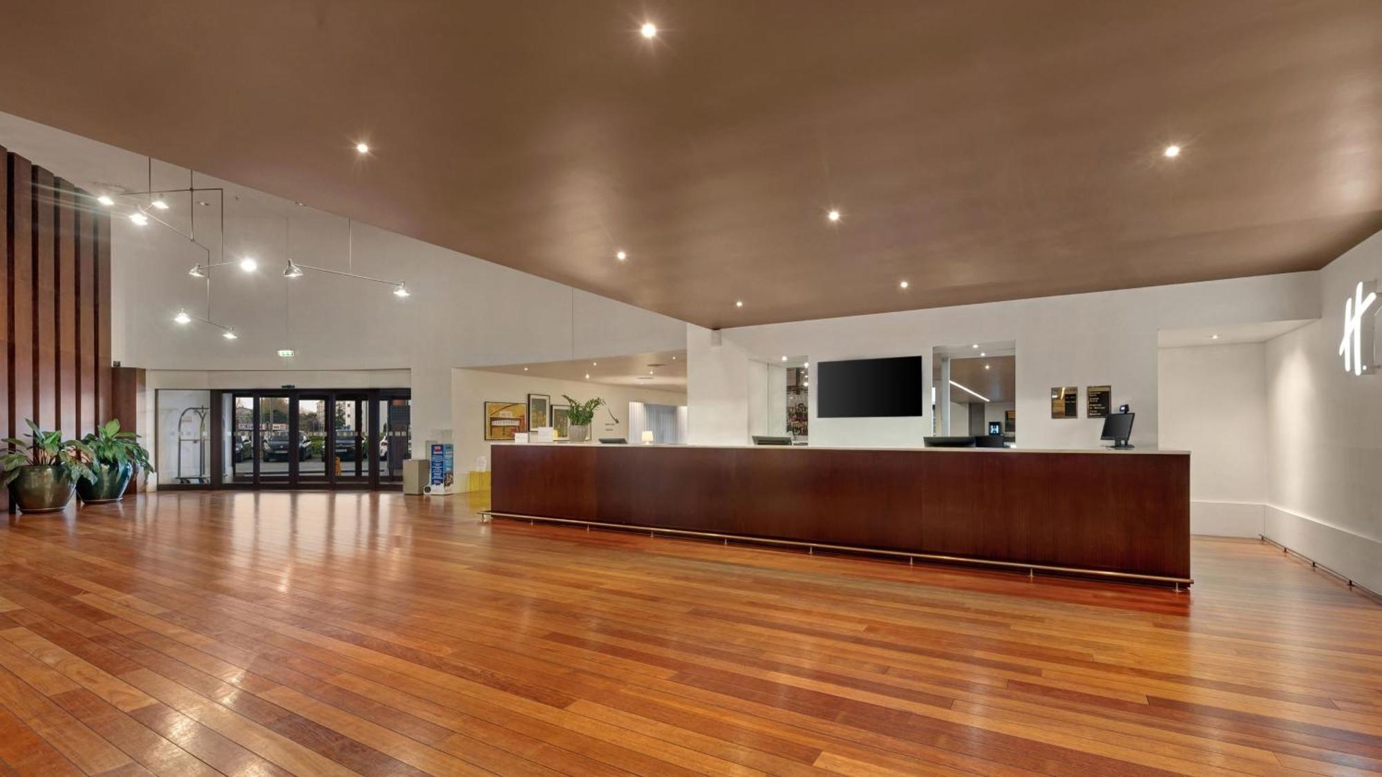 Holiday Inn Porto Gaia By Ihg Vila Nova de Gaia Exterior photo